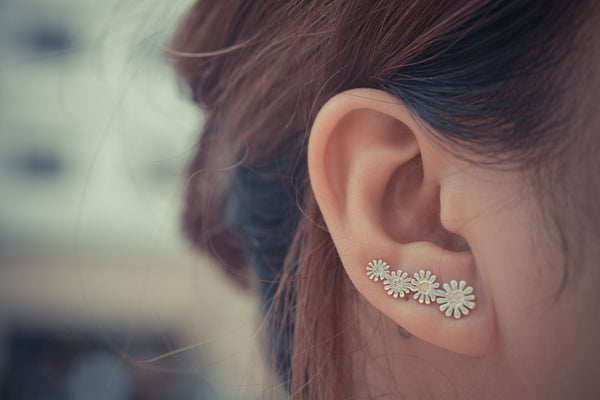 Daisies Ear Climbers